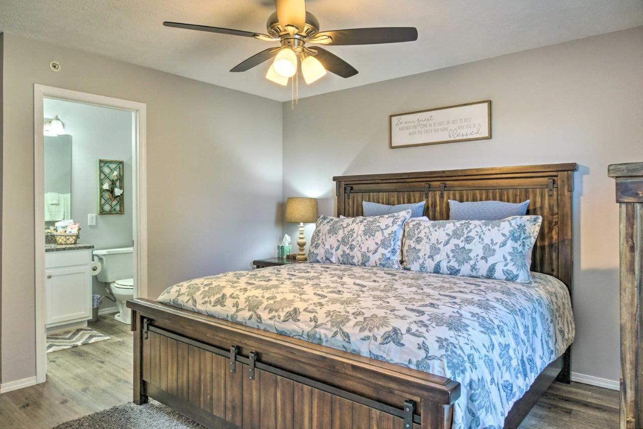 Cozy Condo With Pool Access, 5 Mi To Table Rock Lake Branson Kültér fotó