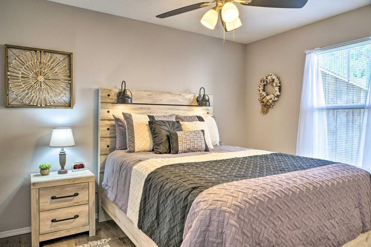Cozy Condo With Pool Access, 5 Mi To Table Rock Lake Branson Kültér fotó