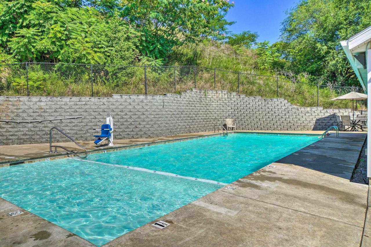 Cozy Condo With Pool Access, 5 Mi To Table Rock Lake Branson Kültér fotó